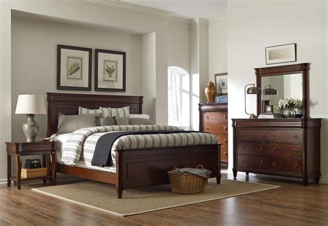 Broyhill Bedroom Furniture